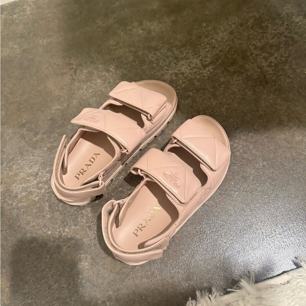 Prada Light Pink Sandals! They have only been worn once! So cute and comfy!